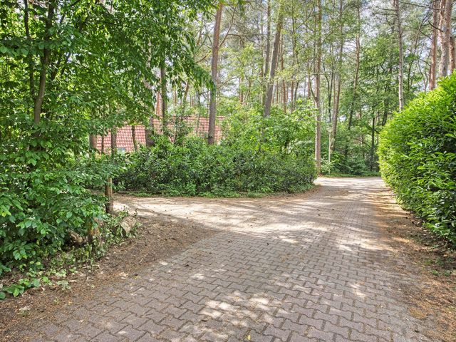 Calluna Oost 80, Ommen