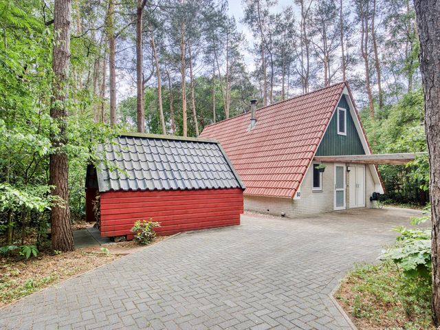 Calluna Oost 80, Ommen