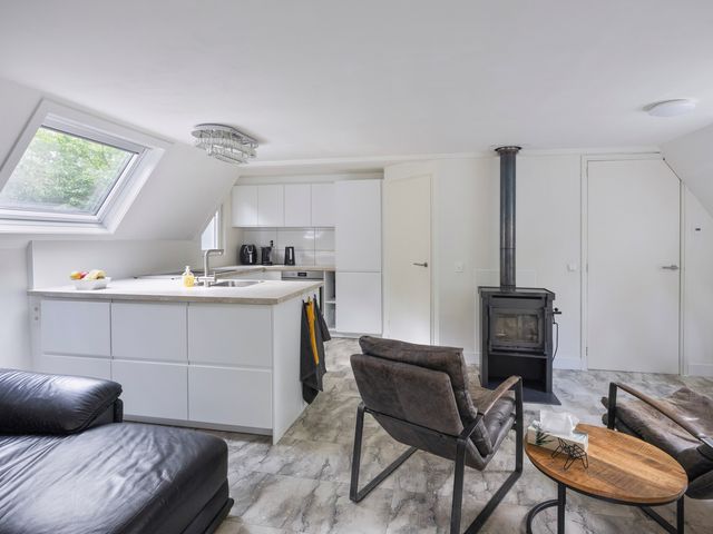Calluna Oost 80, Ommen