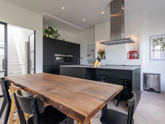 Valkenboskade 57, Den Haag