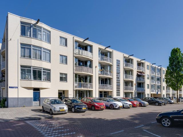 Dostojevskisingel 137, Amsterdam
