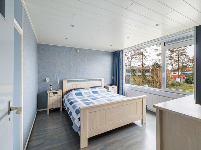 Rivierenlaan 8, Rozenburg