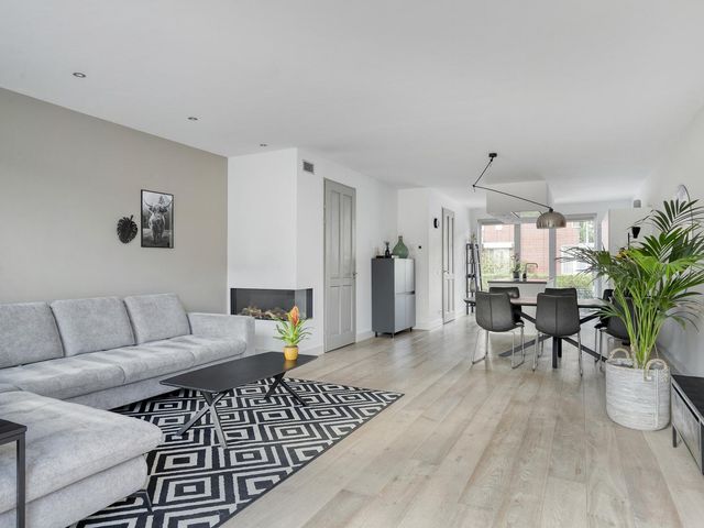 Smoutstraat 18, Sprundel