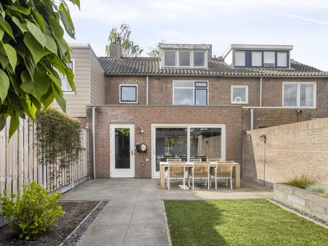 Wilhelminalaan 68, Etten-Leur