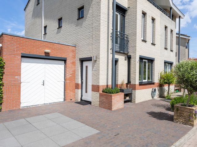 Astersingel 120, Berkel en Rodenrijs