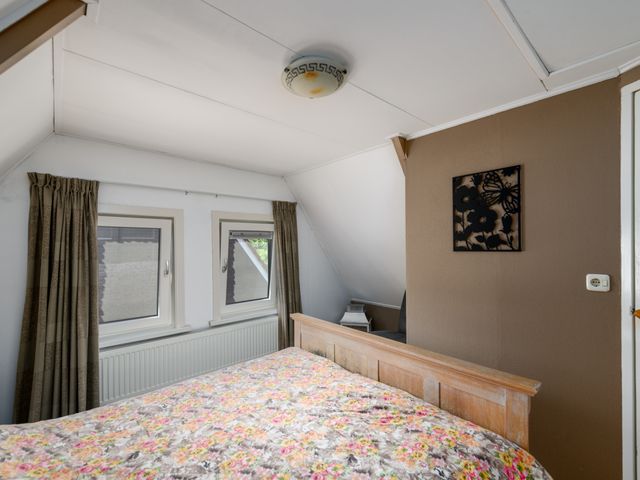 Wilhelminastraat 2, Sint Nicolaasga