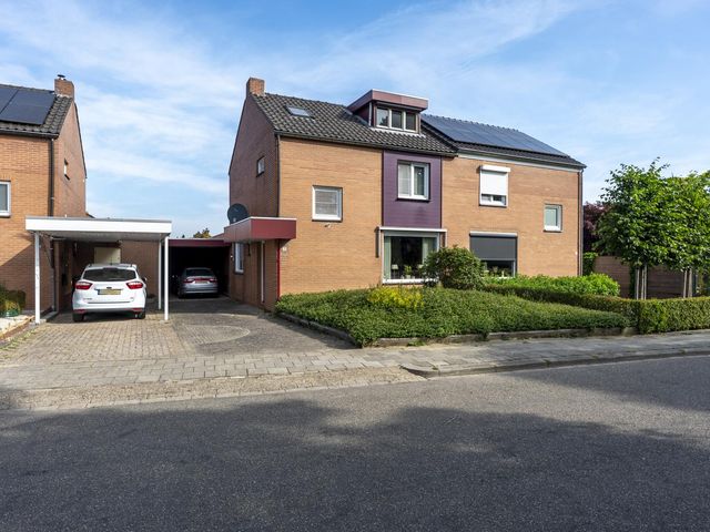 Meishagerstraat 21, Munstergeleen