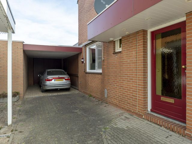 Meishagerstraat 21, Munstergeleen