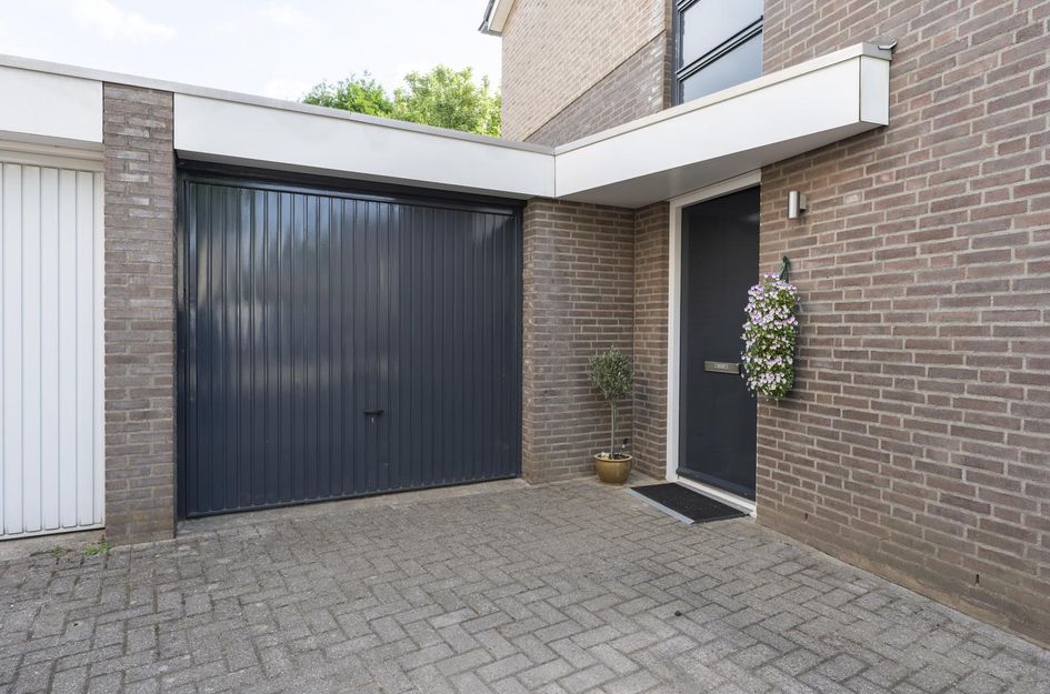 Saffierstraat 12