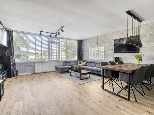 Irisstraat 9, Ridderkerk