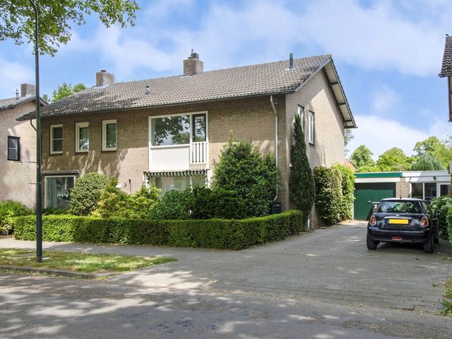 Burg. Verwielstraat 99, Oisterwijk