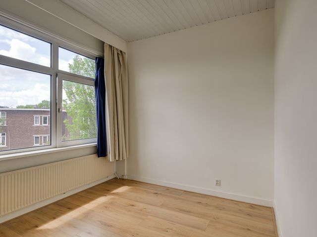van Arembergelaan 25, Voorburg