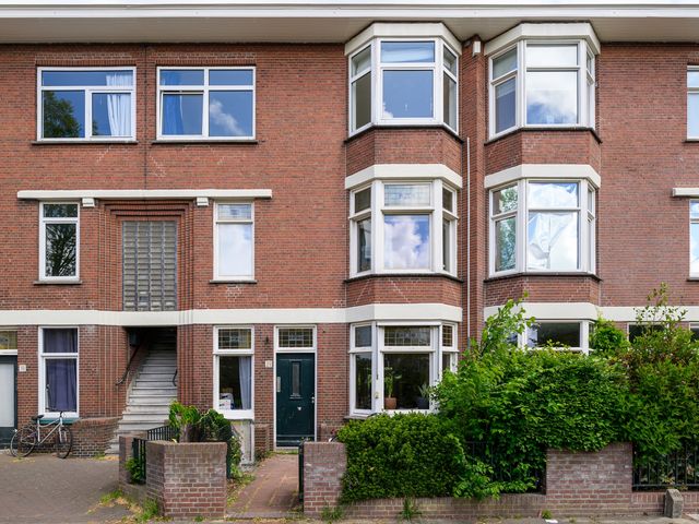 van Arembergelaan 25, Voorburg