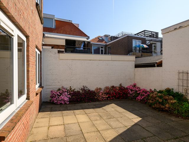 Claudiusstraat 1, Voorburg