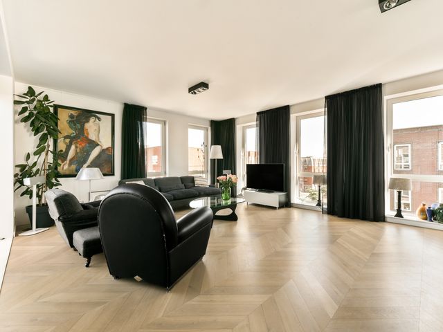 Narva-Eiland 129, Amsterdam