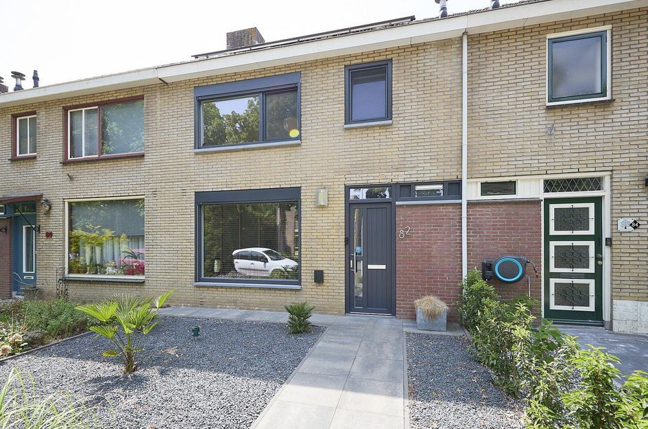 Schuberthof 82
