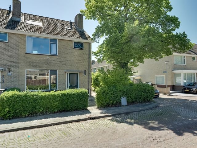 Elzenbaan 14, Enkhuizen