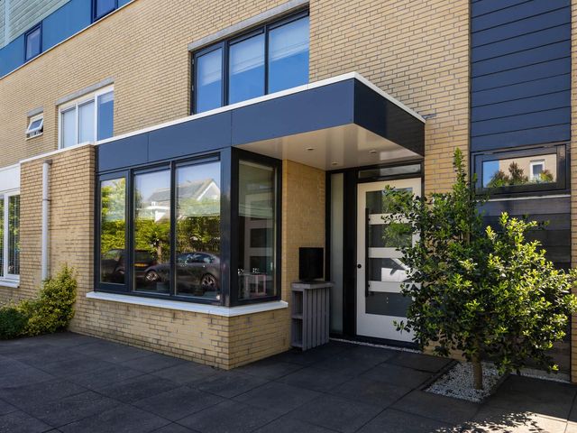 Gerard den Brabanderhof 64, Hoorn