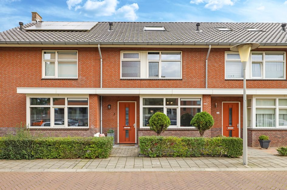 Abe Lenstrahof 3