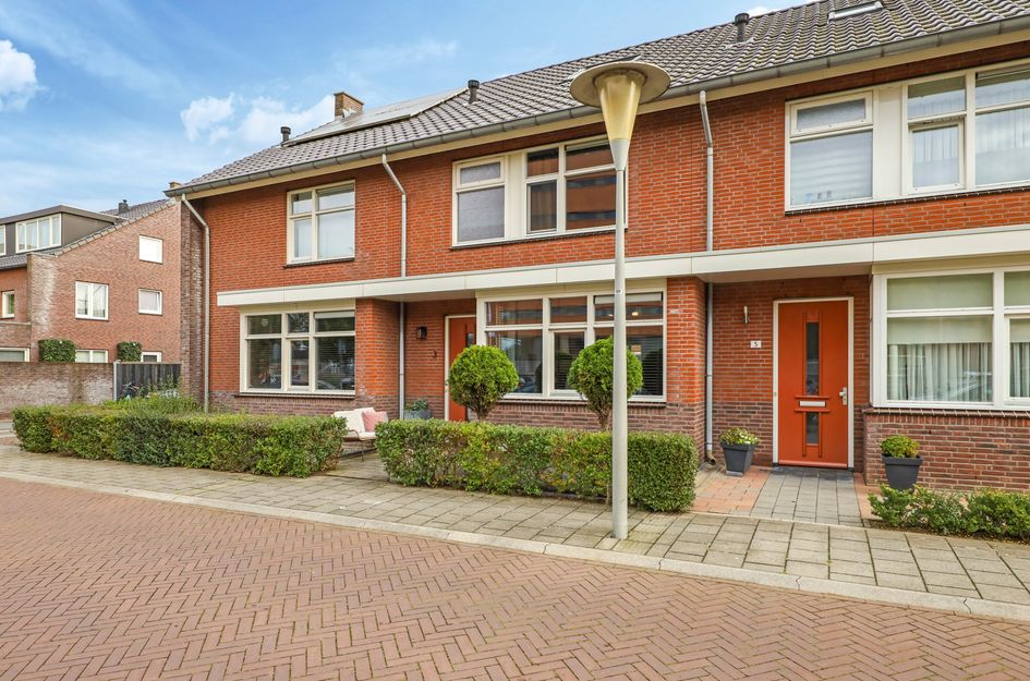 Abe Lenstrahof 3