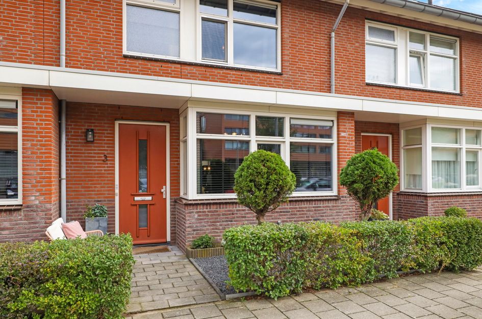 Abe Lenstrahof 3