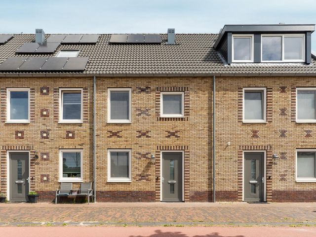 Marie Curielaan 148, Almere