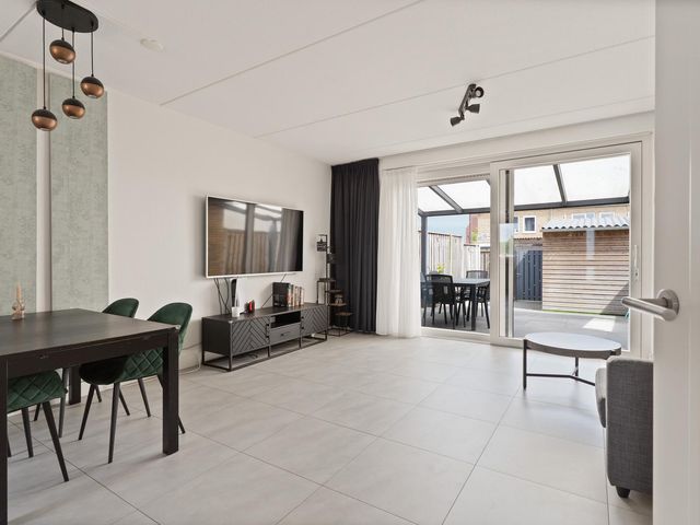 Marie Curielaan 148, Almere