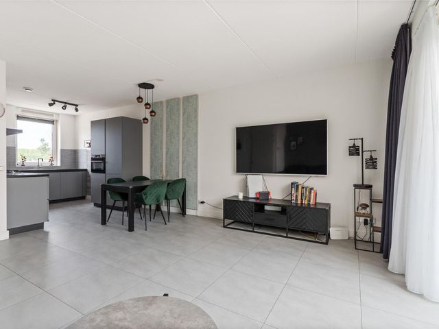 Marie Curielaan 148, Almere