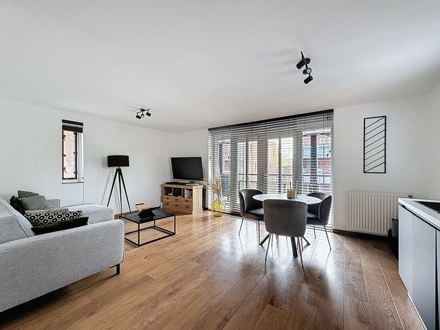 Pavane 4, Nieuw-Vennep