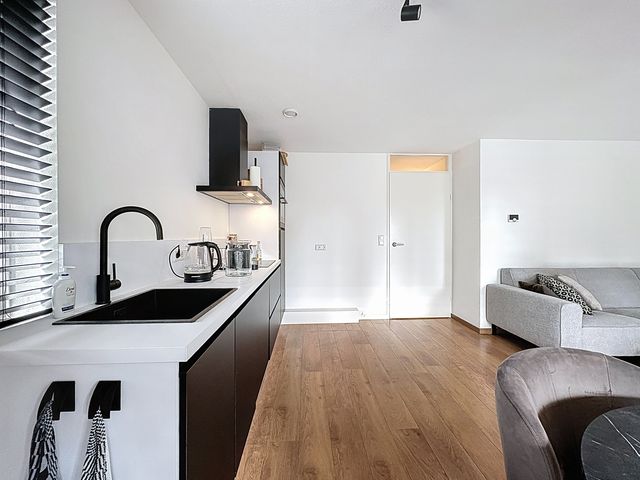 Pavane 4, Nieuw-Vennep