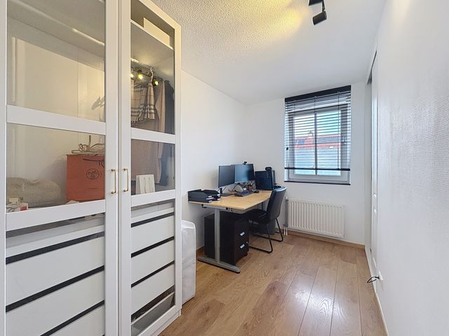 Pavane 4, Nieuw-Vennep