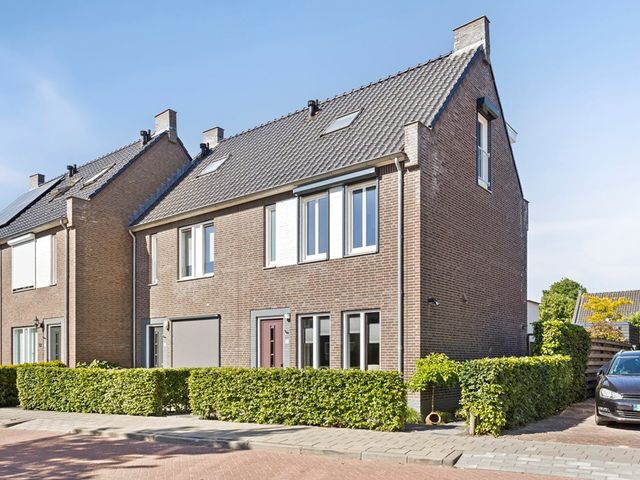 Herman de Ruijterstraat 12, Poederoijen