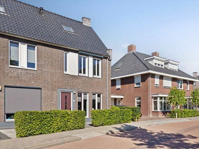 Herman de Ruijterstraat 12, Poederoijen