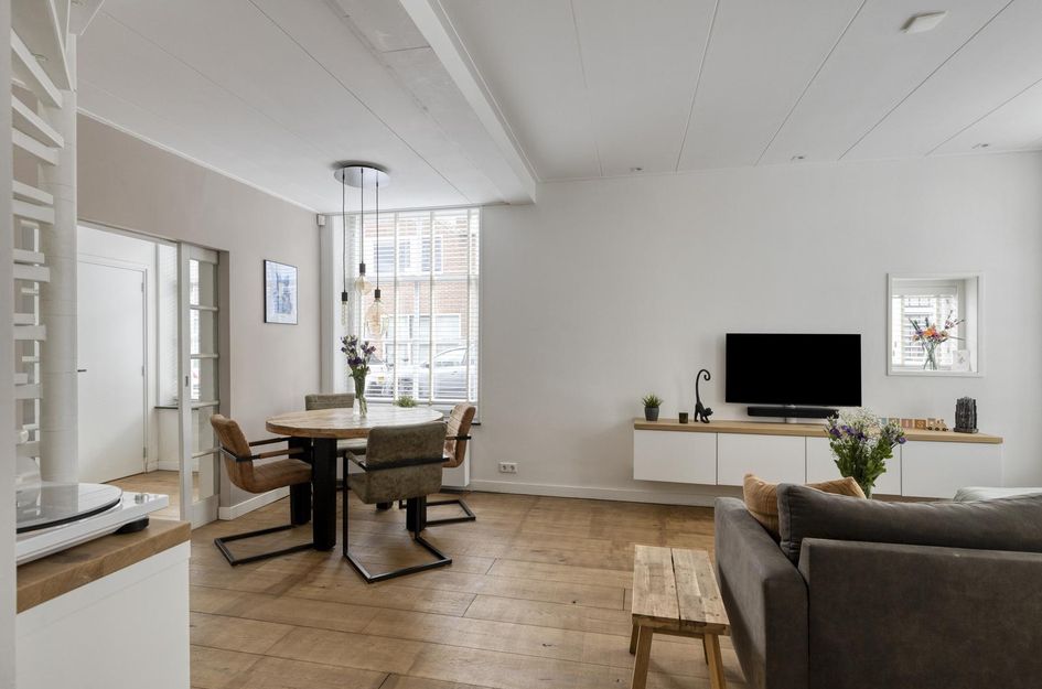 Varremarkt 21