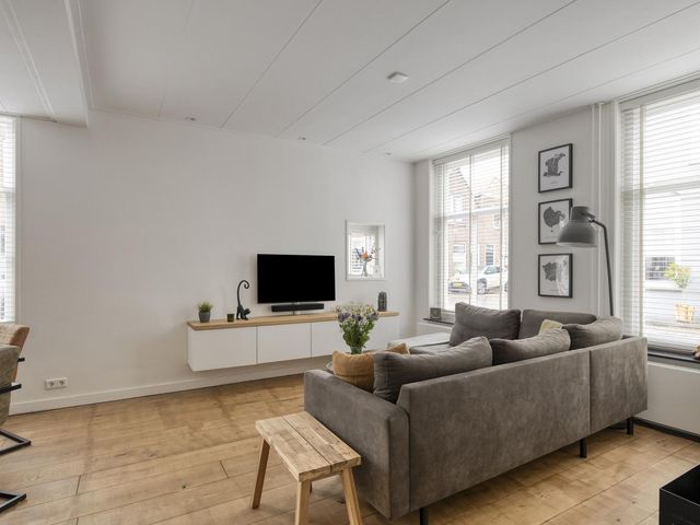 Varremarkt 21, Zierikzee