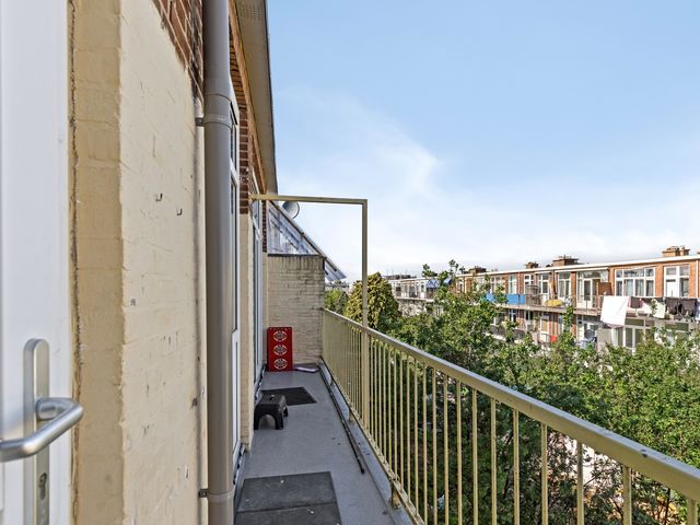 Voorthuizenstraat 122, Den Haag
