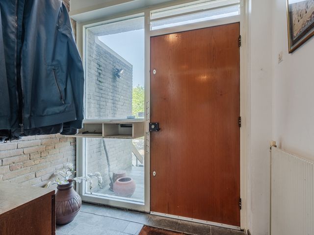 Henry Dunantlaan 75, Delft