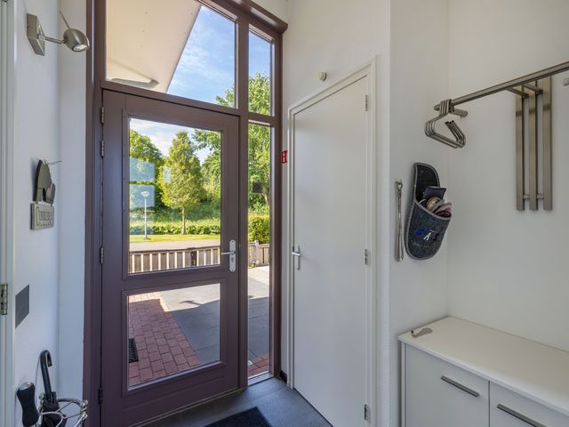 Mutserd 76, Lemmer