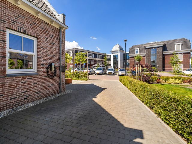 Essenlaan 96, Dirksland