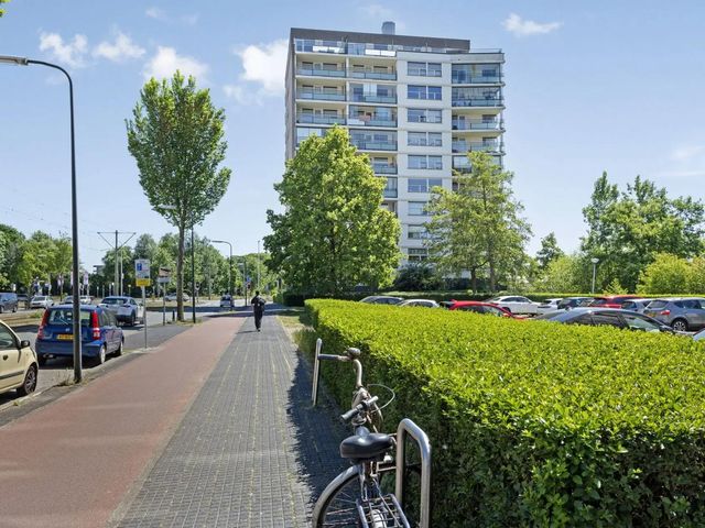 Dedemsvaartweg 1385, 'S-Gravenhage