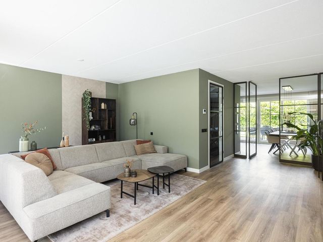 Hooilanden 36, Lemelerveld