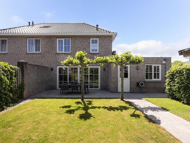 Hooilanden 36, Lemelerveld