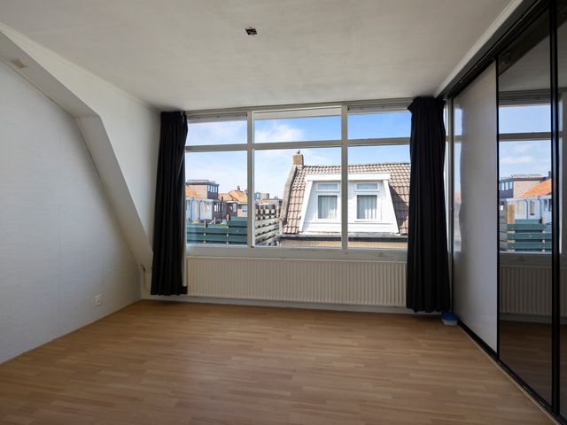 De Ruijterstraat 2, Den Helder
