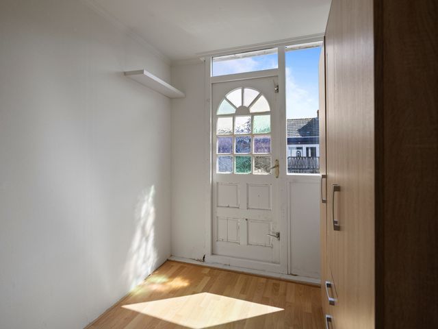 De Ruijterstraat 2, Den Helder