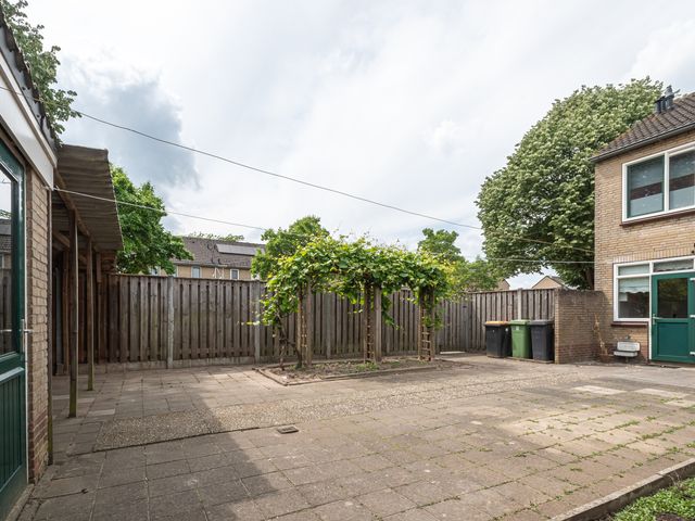 Brederostraat 15, Goor