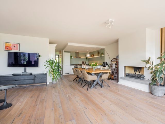 Van Weedestraat 77, Soest