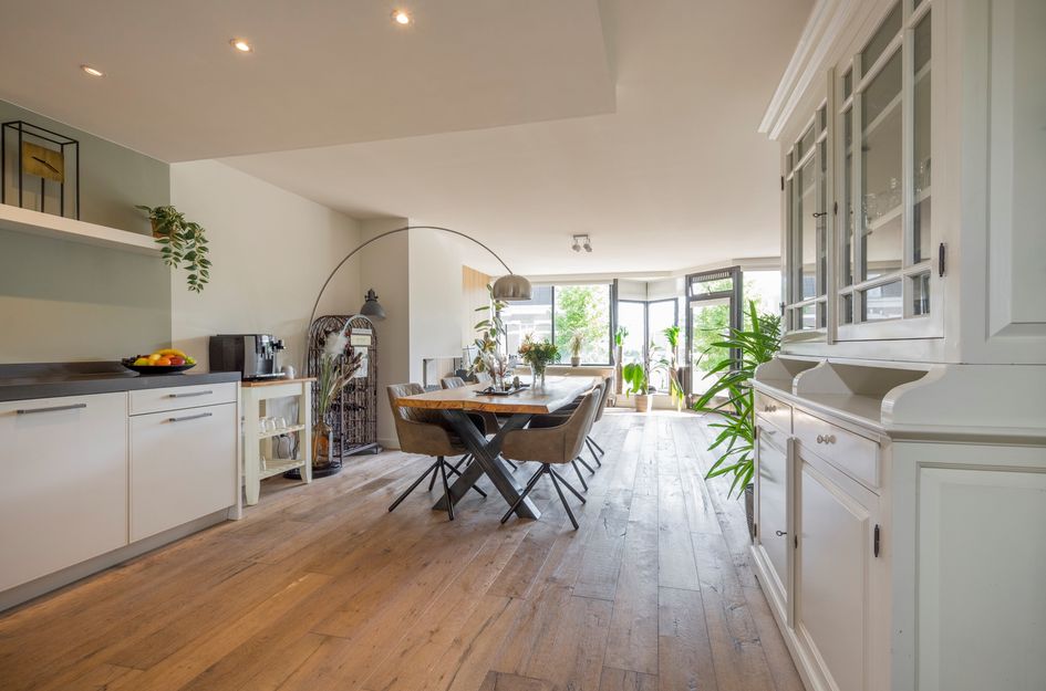 Van Weedestraat 77