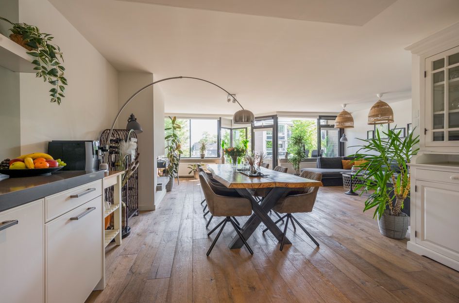 Van Weedestraat 77