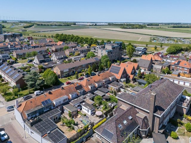 Meerlaan 30, Medemblik