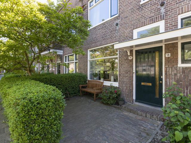 Adelheidstraat 16, Groningen